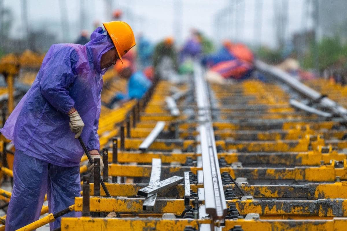 Giải mã sức mạnh phía sau cuộc chạy đua tiến độ chưa từng có tại đại công trường APEC Phú...