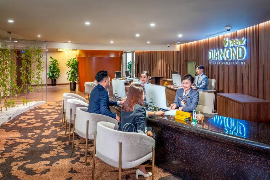 Chứng khoán Vietcap: ROE của VPBank liên tục cải thiện từ khi SMBC thành cổ đông chiến lược