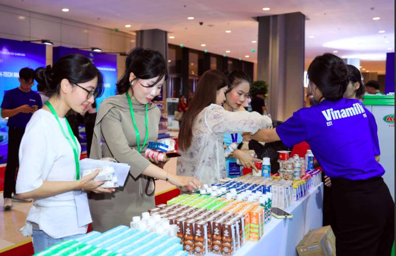 Lấy tiêu chuẩn cao nhất của thế giới làm đích đến: Vinamilk xuất sắc đạt thương hiệu quốc gia 18...